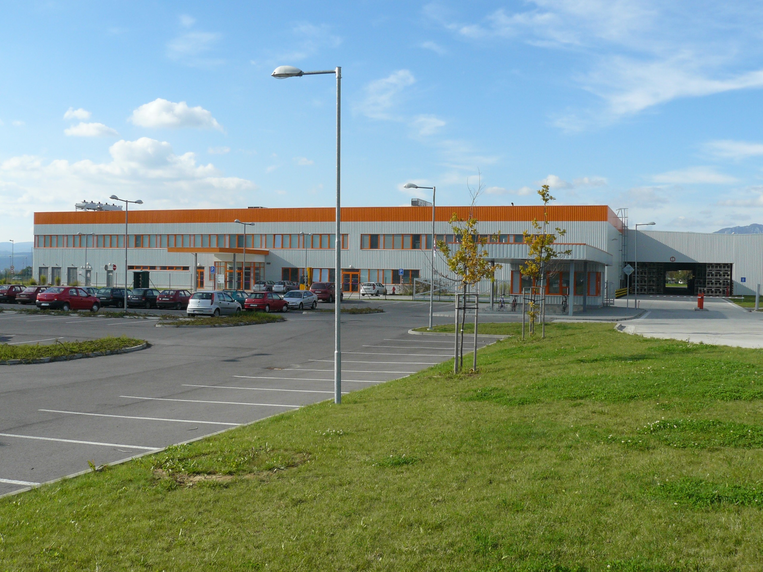 Visteon Ilava I. – výrobná hala s administratívou, novostavba
